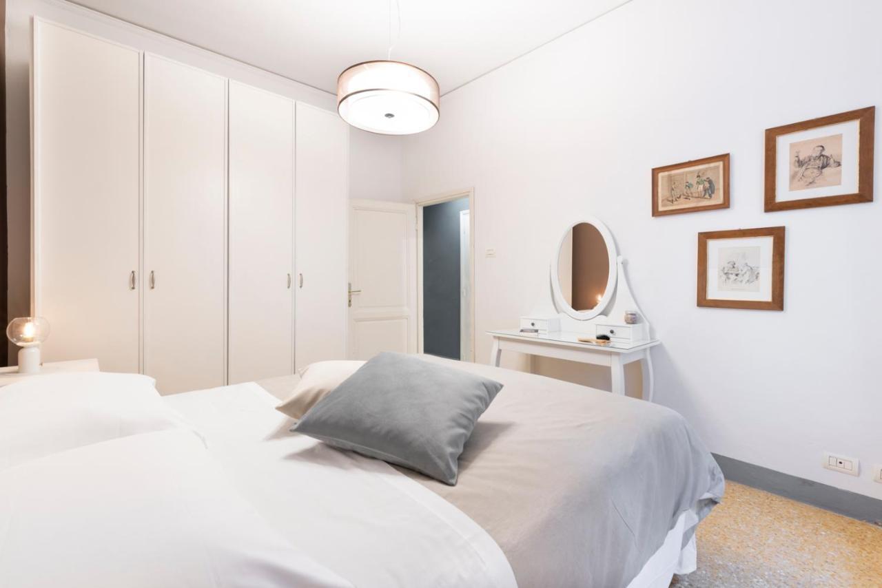 Dimora D'Azeglio With Private Patio Apartment Florence Exterior photo